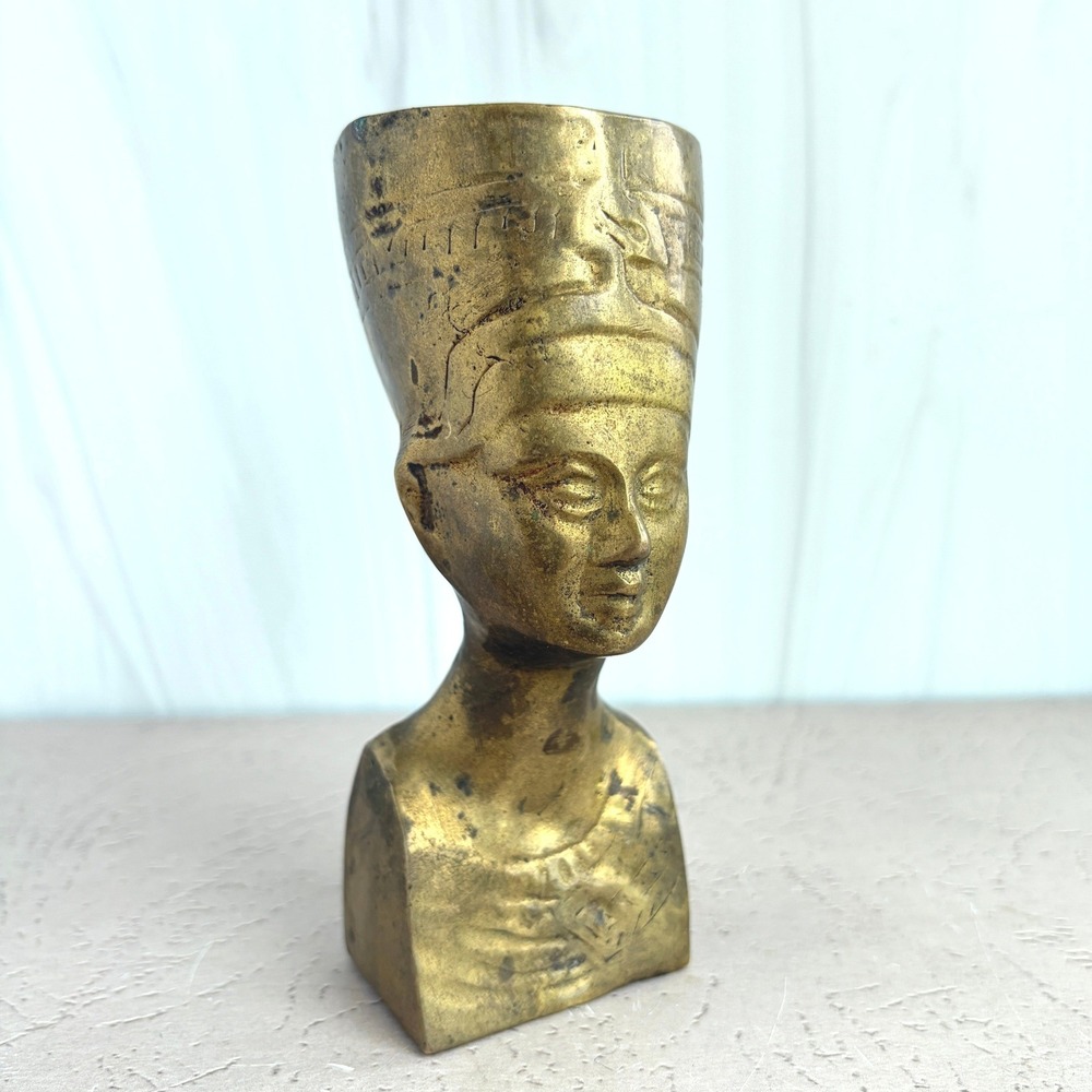 Vintage Brass Queen Nefertiti Bust Egyptian Figurine Etched Metal Statue 5.75in